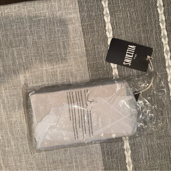 Disney Villains Black and Gray Loungefly Wallet - Picture 5 of 5